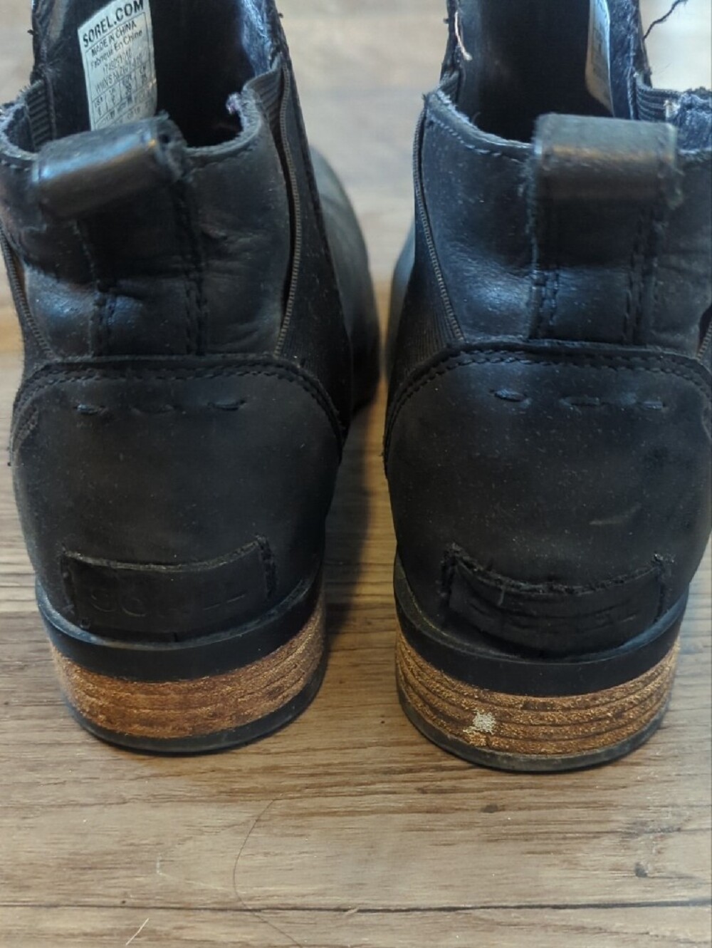 Women Black Sorel Chelsea Boots - Stylish Slip-On Ankle Shoes - Picture 3 of 4